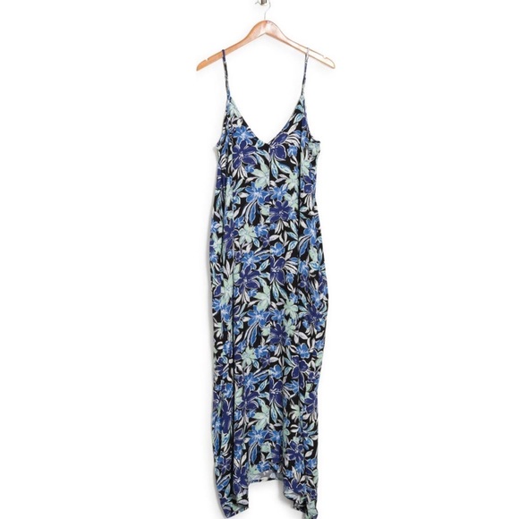 LoveStitch Printed Maxi Dress - Picture 3 of 3